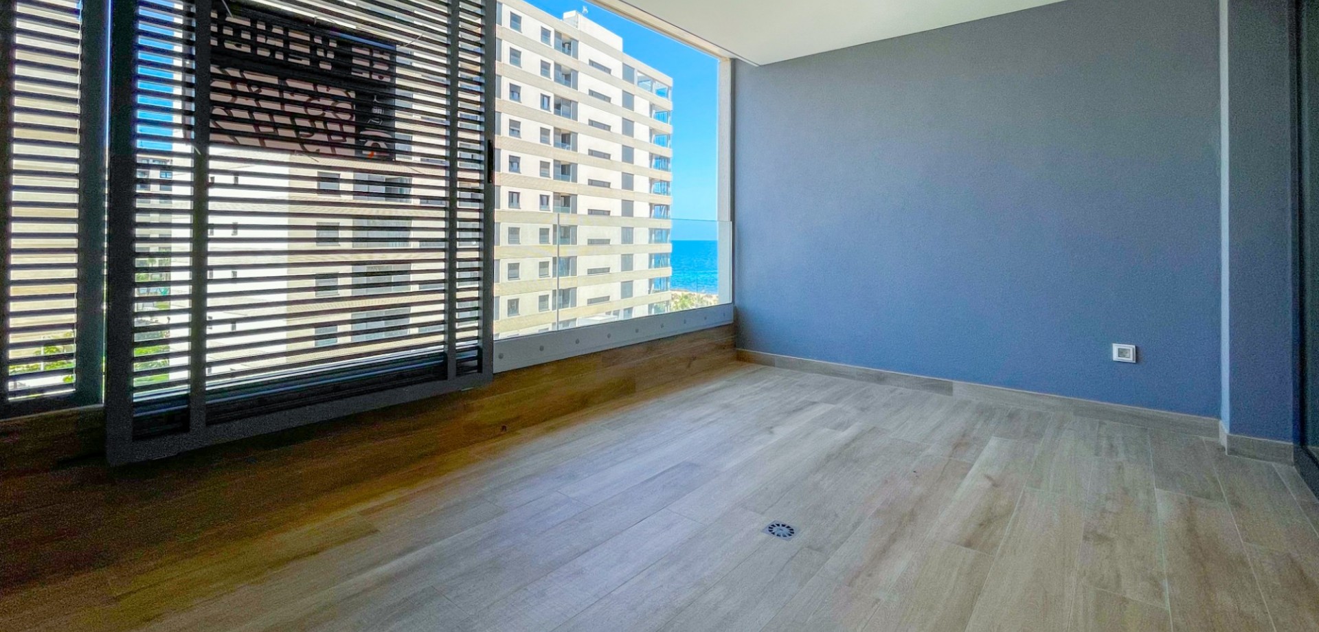 Garden in apartment for sale in Orihuela Costa