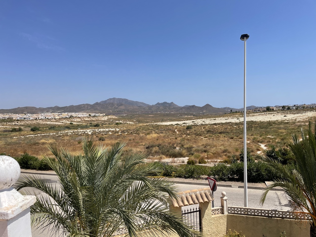 Dining area in villa for sale in Camposol