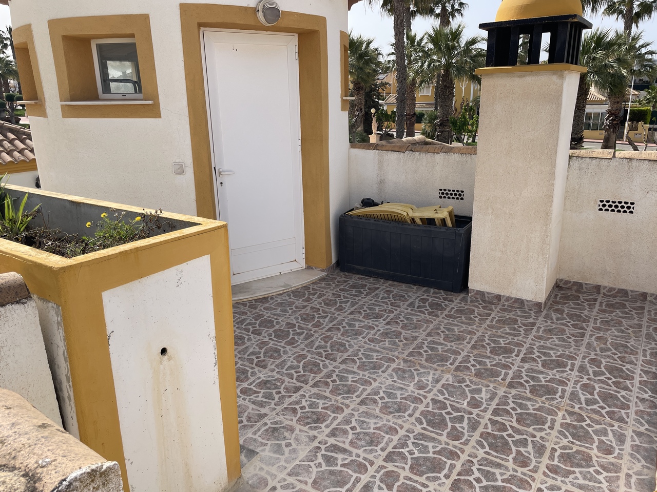 Dining area in villa for sale in Mazarron Country Club