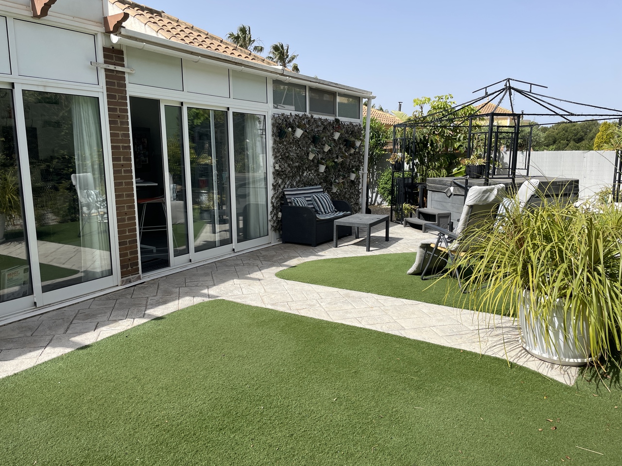Master bedroom in villa for sale in Mazarron Country Club