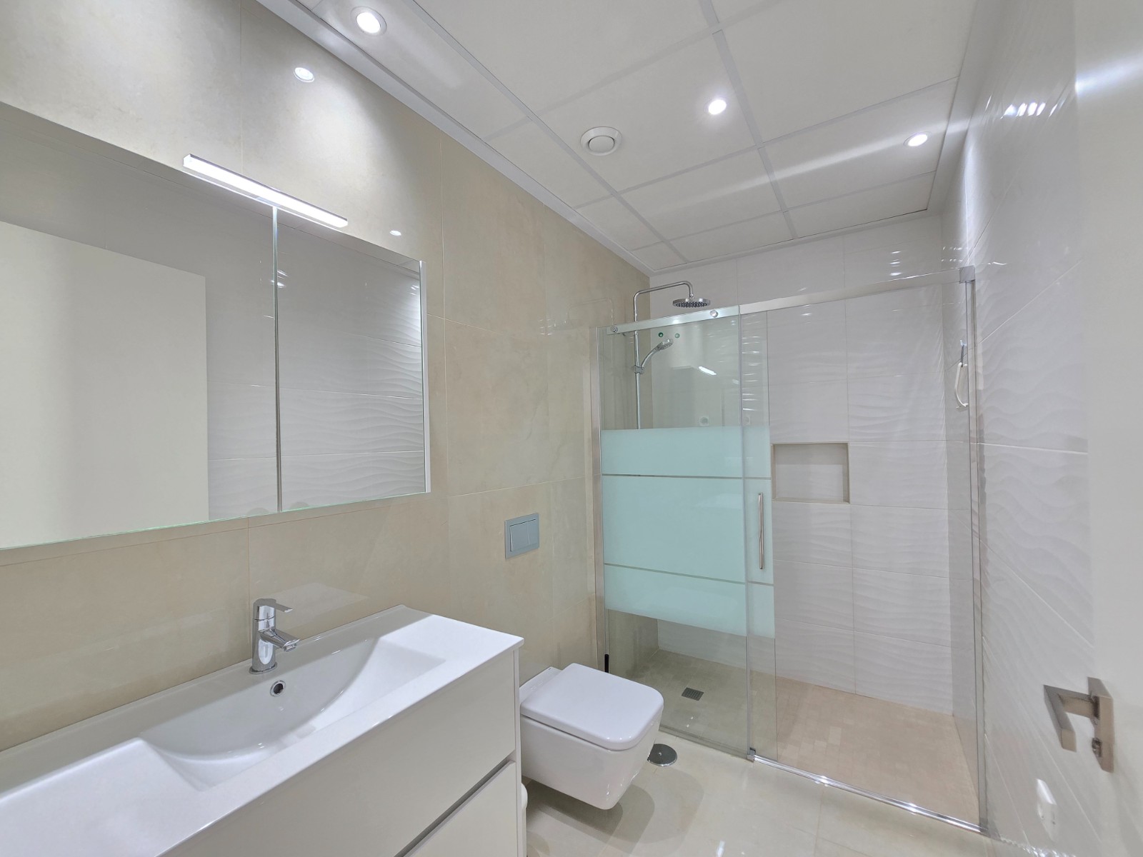 Terrace in villa for sale in Ciudad Quesada