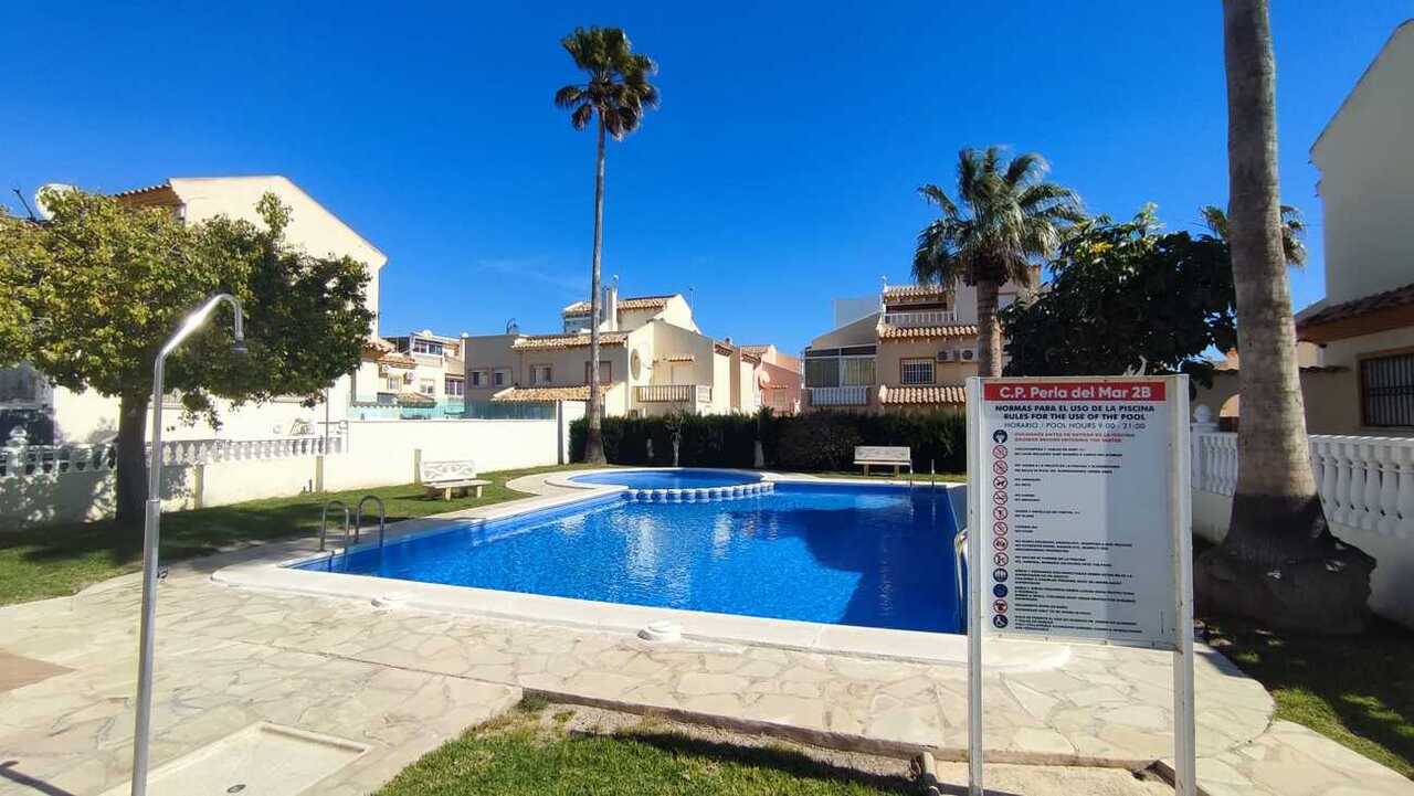 Garden in terraced for sale in Playa Flamenca