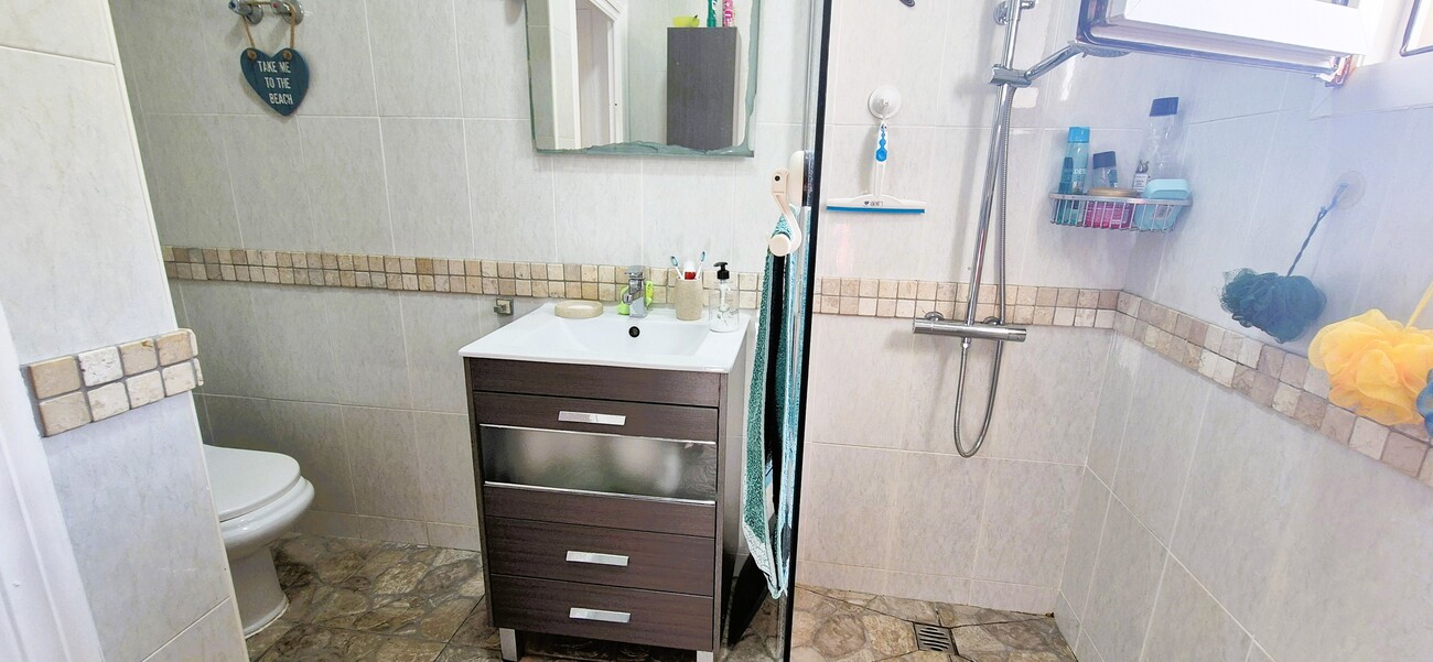 Garden in bungalow for sale in Blue Lagoon