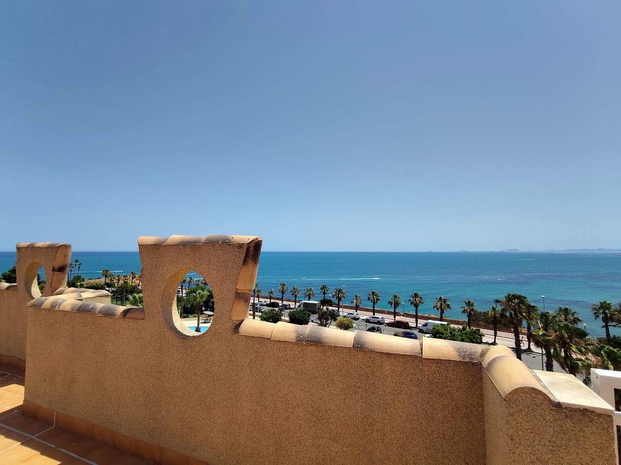 Master bedroom in apartment for sale in Cabo Roig