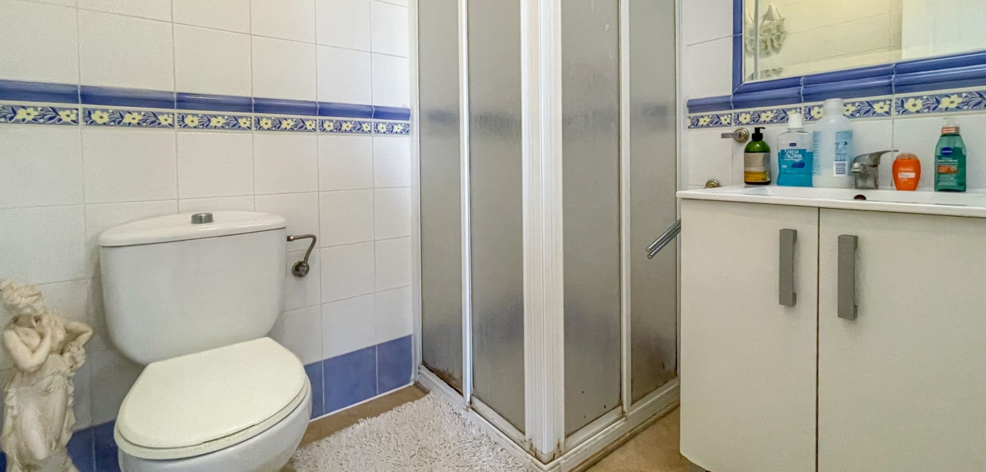 Bedroom in terraced for sale in Orihuela Costa