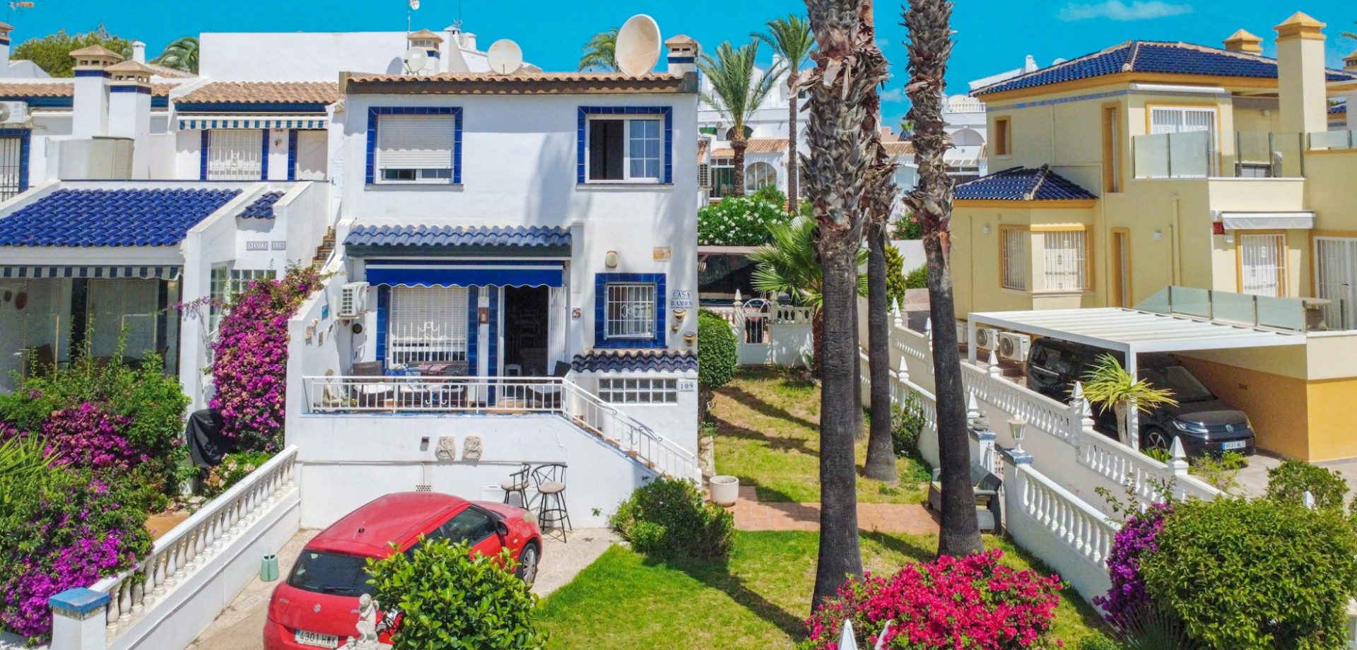 Terrace in terraced for sale in Orihuela Costa