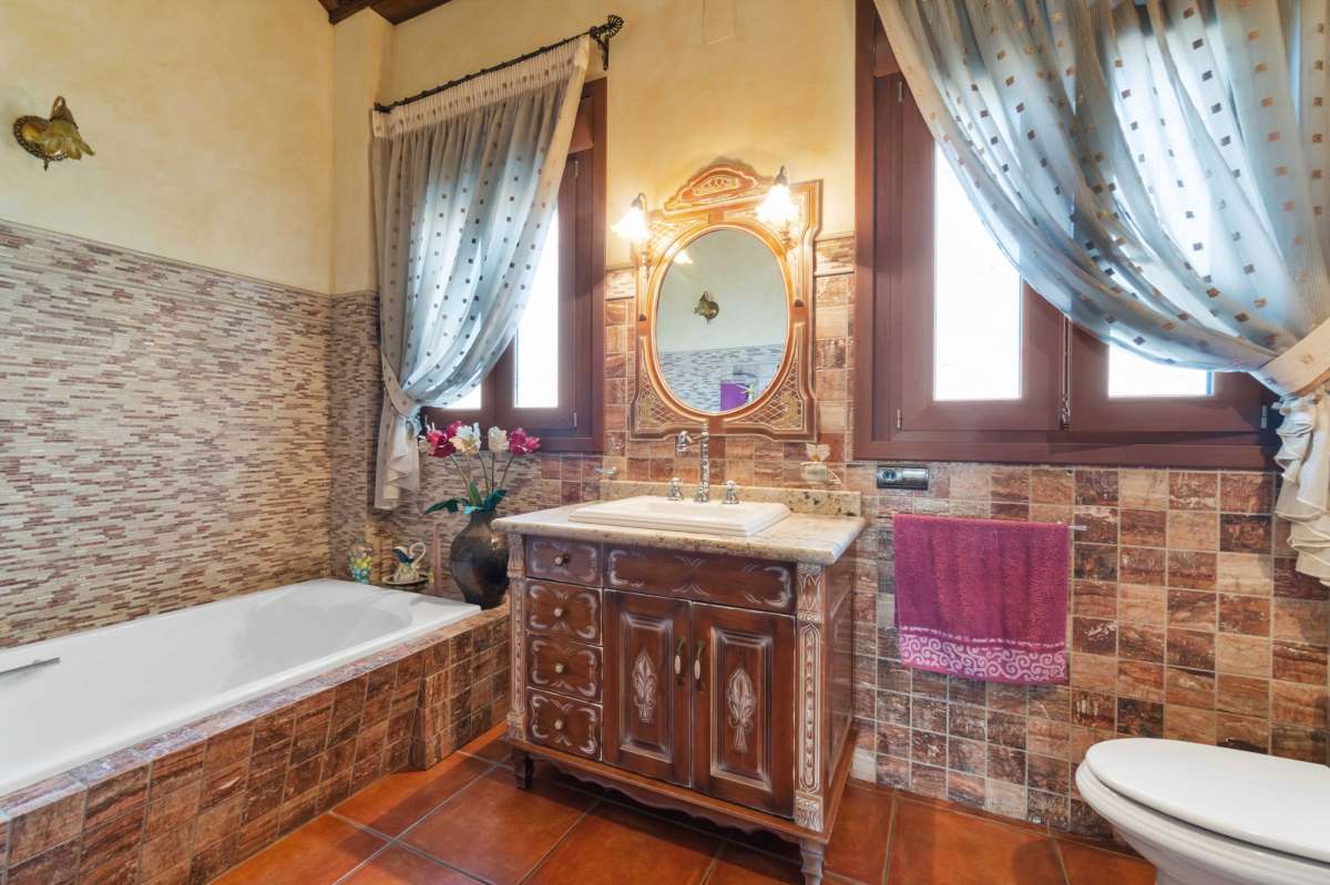 Dining area in villa for sale in Molins