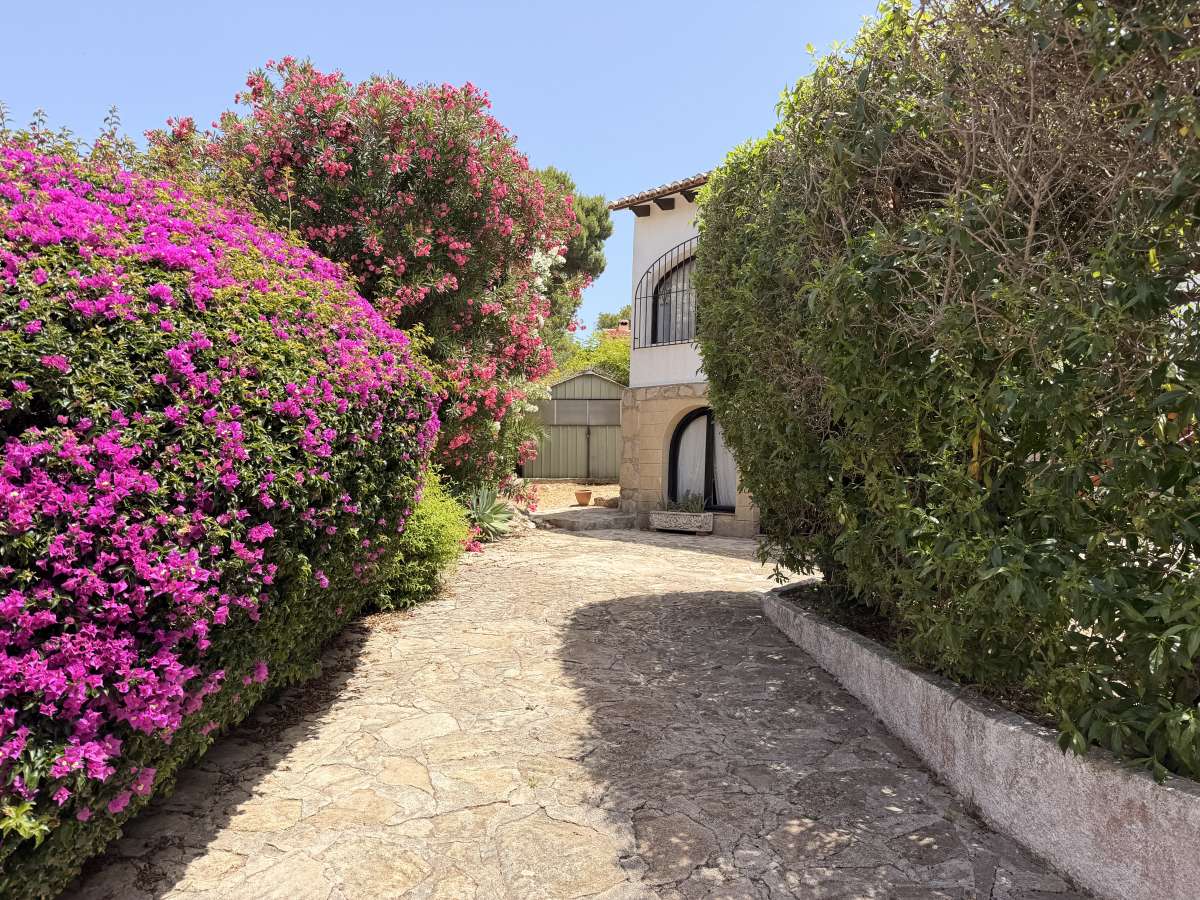 Kitchen in villa for sale in Balcon al Mar