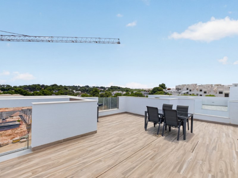 Garden in villa for sale in Torrevieja