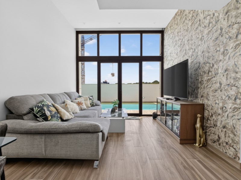 Terrace in villa for sale in Torrevieja