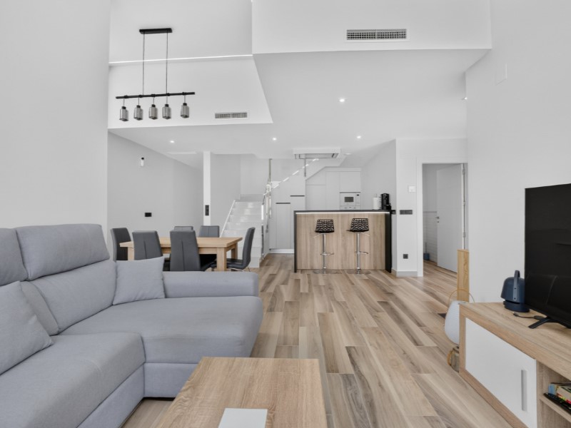 Kitchen in villa for sale in Torrevieja