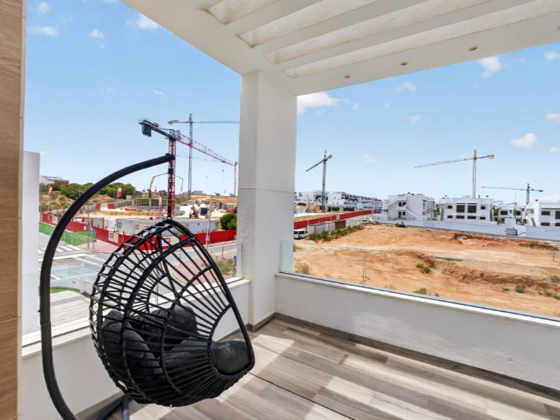 Dining area in villa for sale in Torrevieja