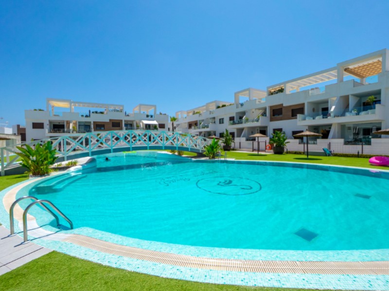 Pool area in villa for sale in Torrevieja