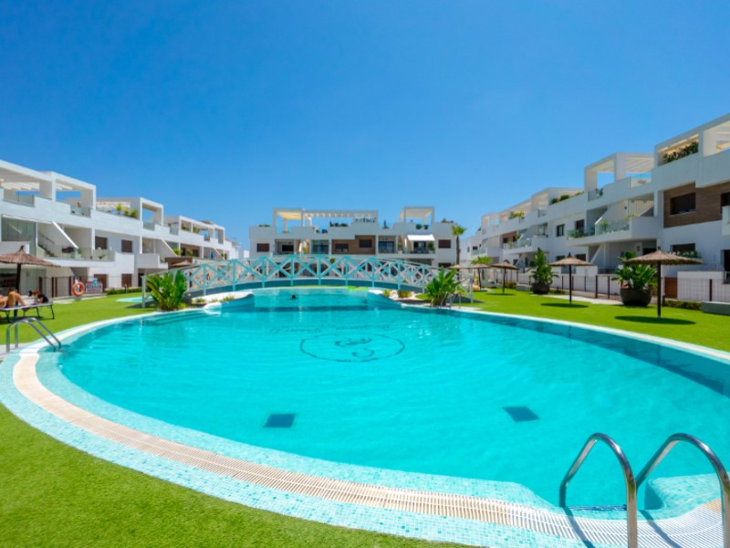 Garden in villa for sale in Torrevieja