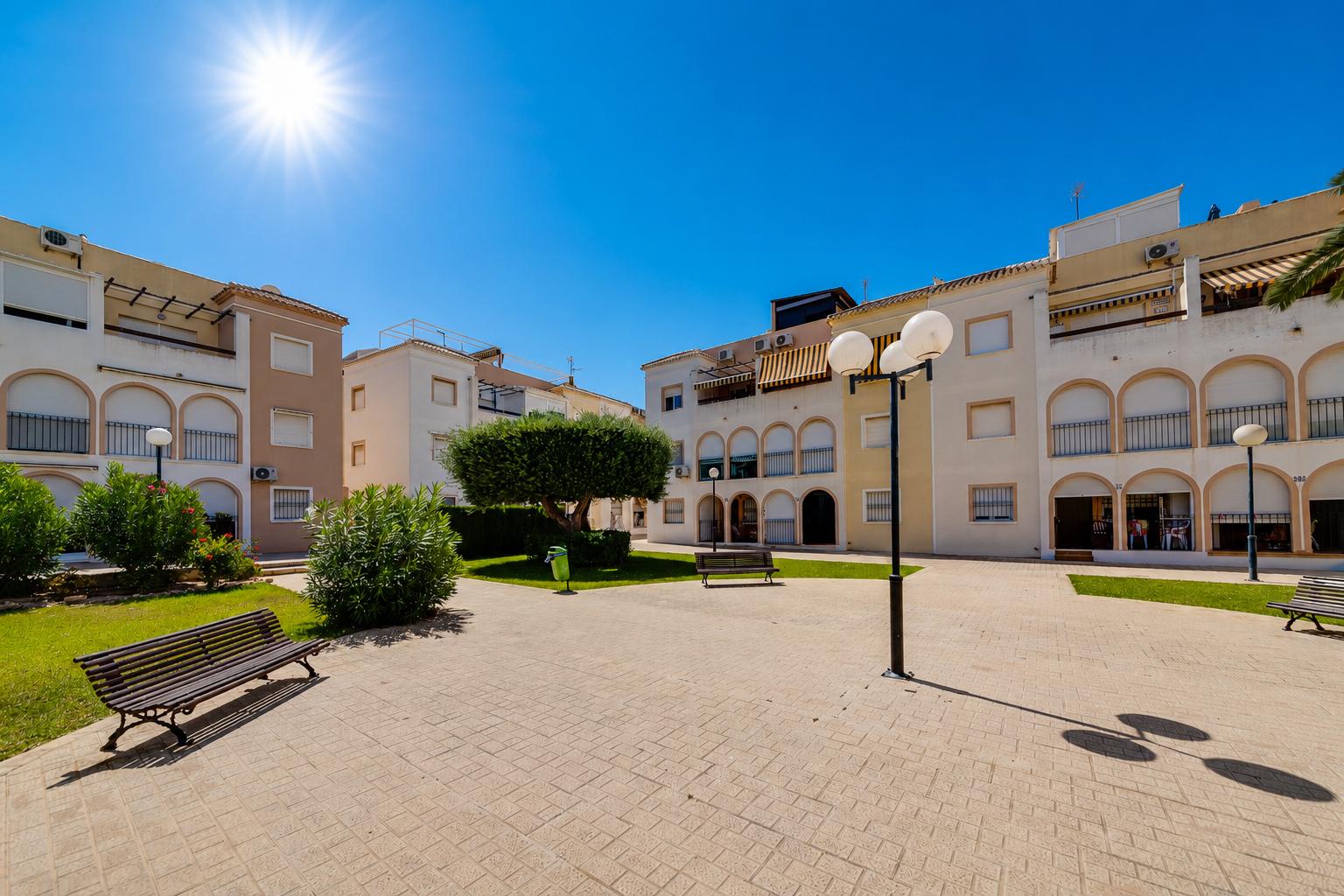 Bathroom in bungalow for sale in Torrevieja