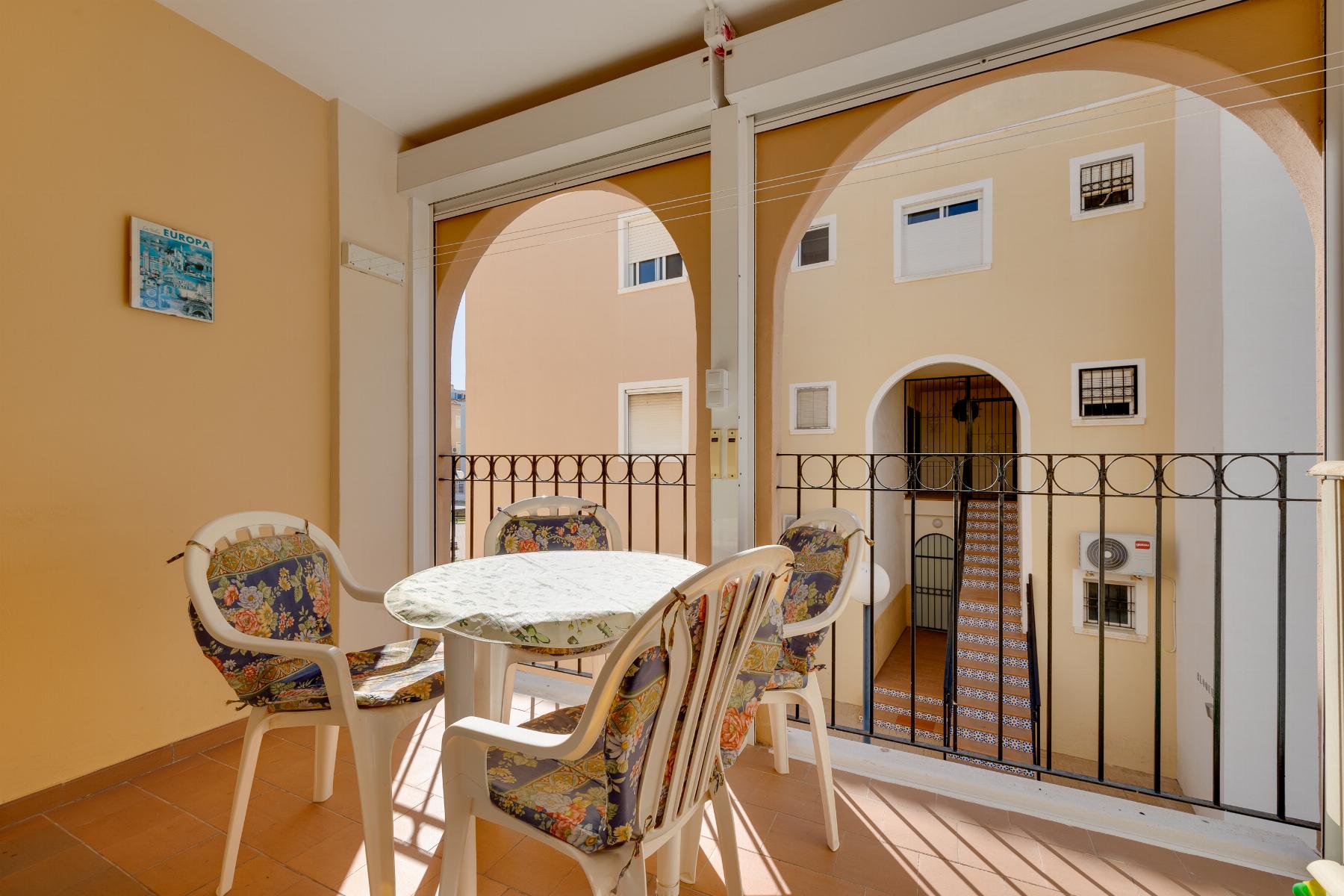 Pool area in bungalow for sale in Torrevieja