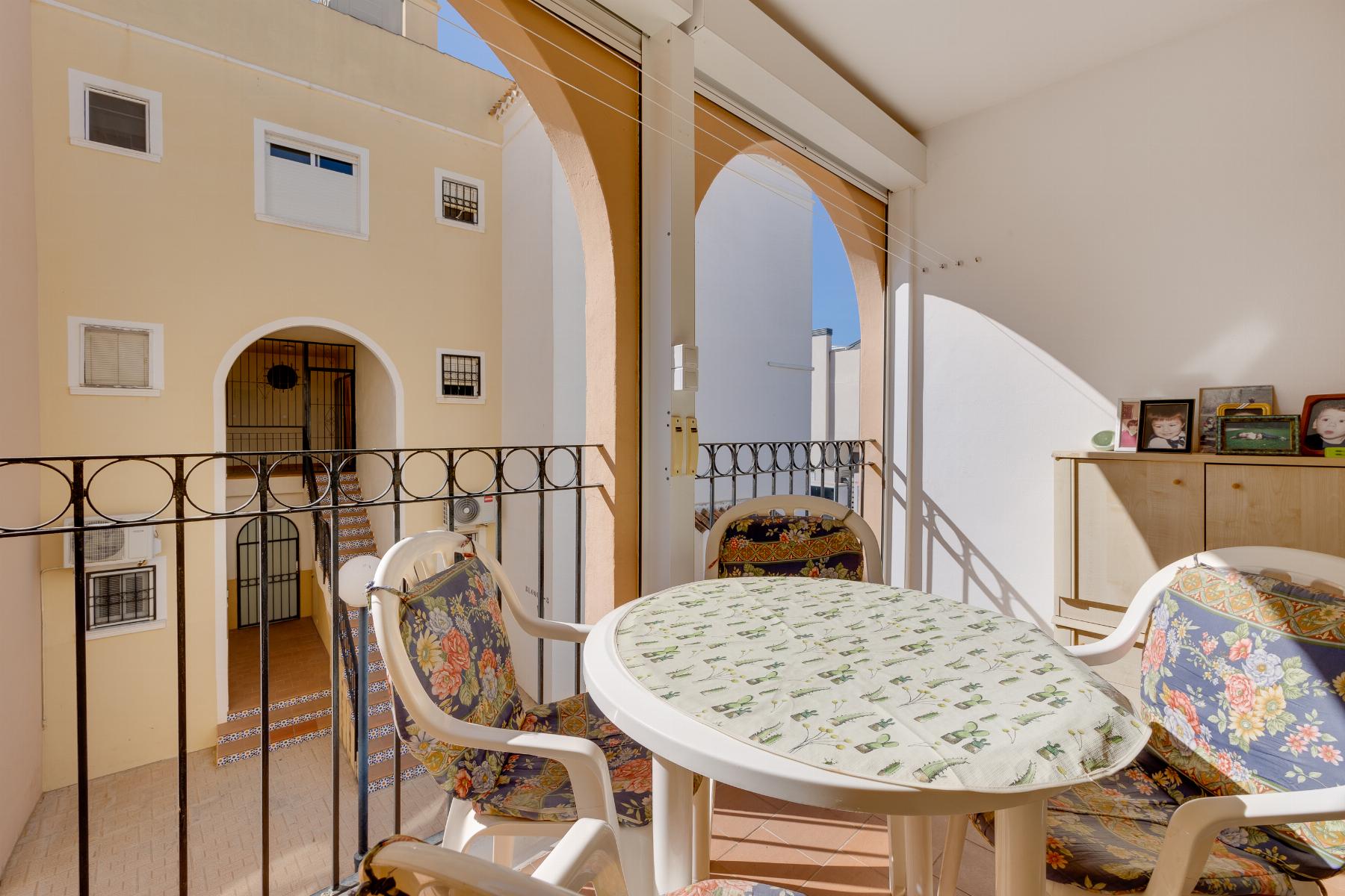 Garden in bungalow for sale in Torrevieja