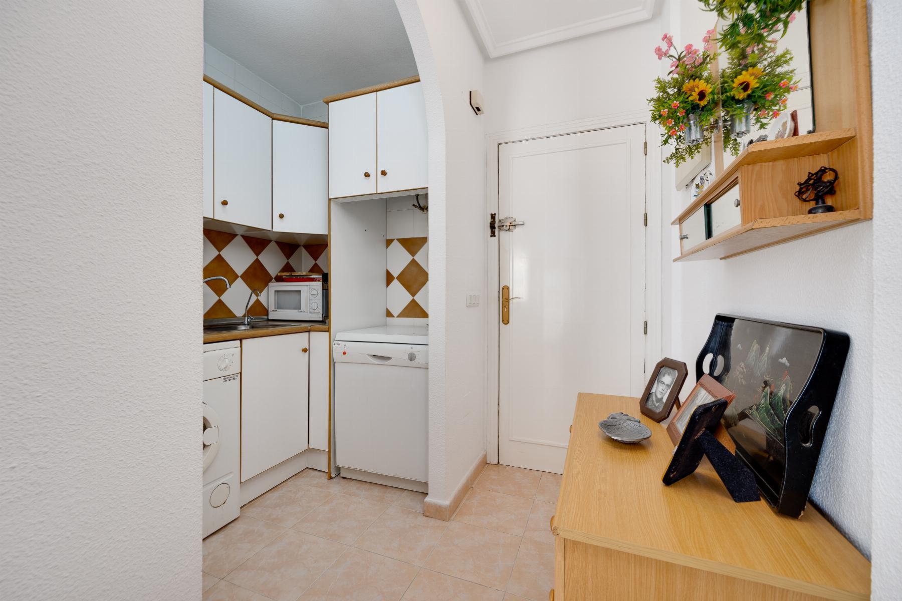Bedroom in bungalow for sale in Torrevieja