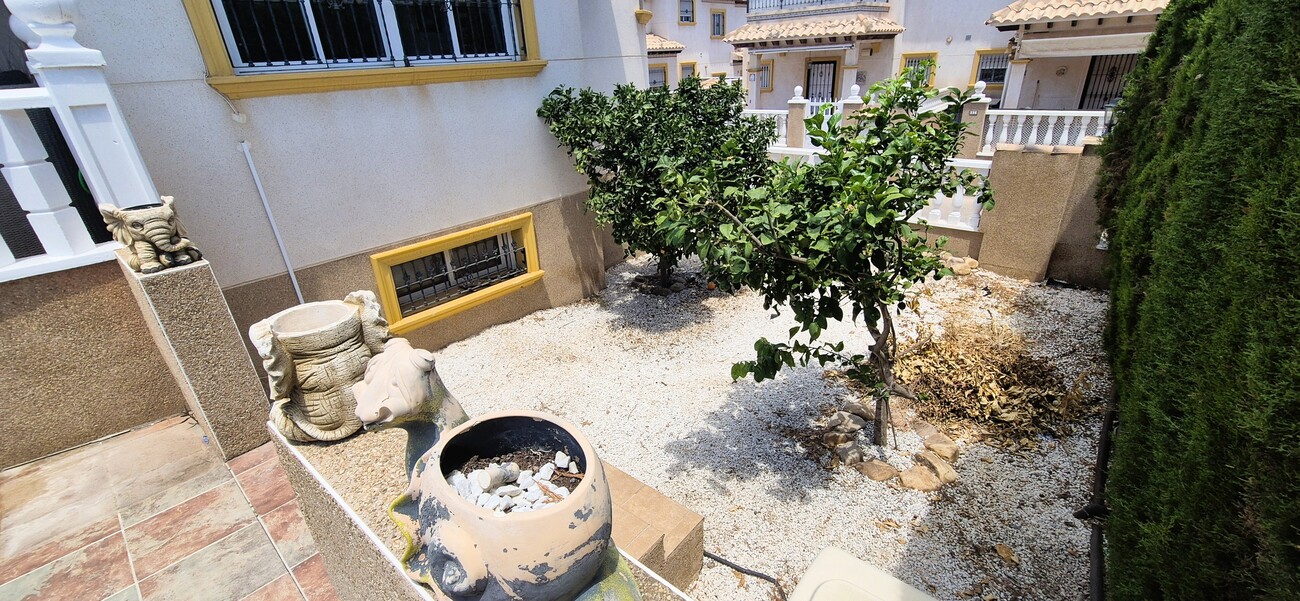 Dining area in villa for sale in Villamartin