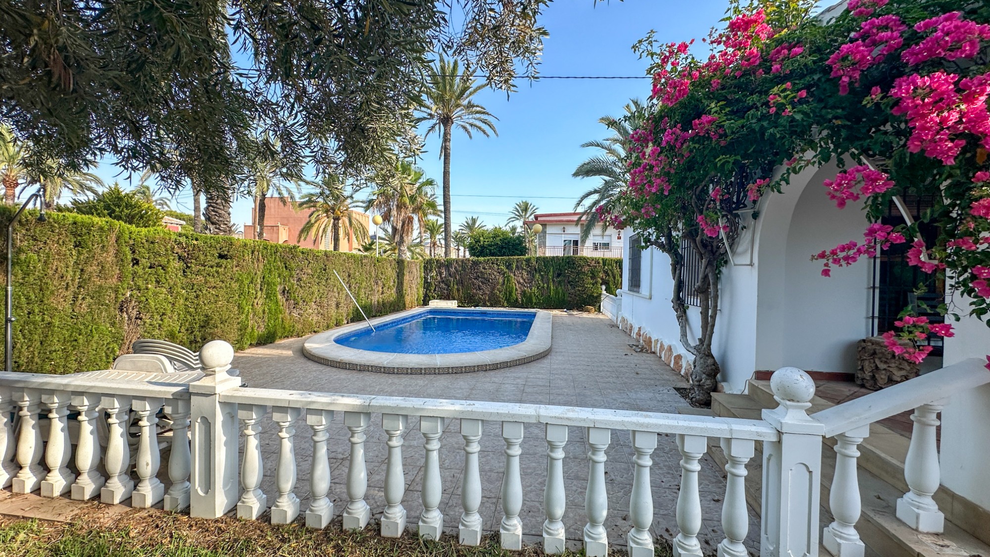 Living room in villa for sale in Cabo Roig