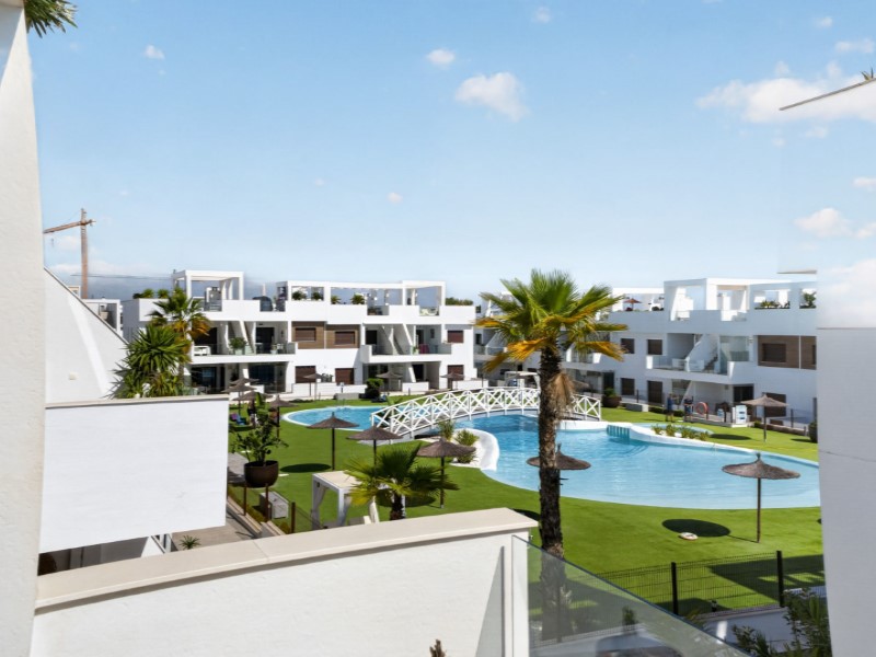 Garden in penthouse for sale in Torrevieja