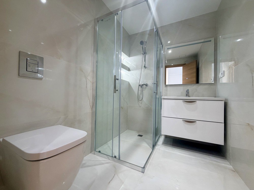 Bedroom in penthouse for sale in Orihuela Costa