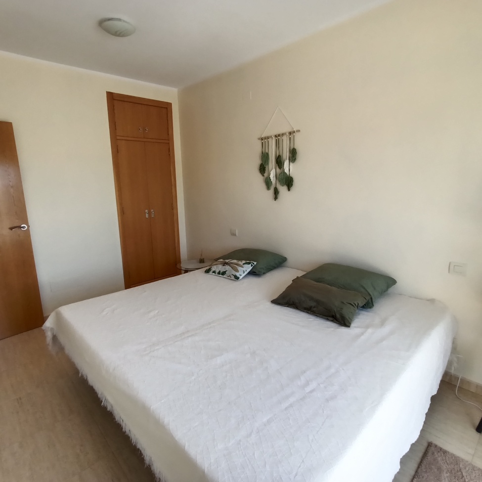 Bedroom in apartment for sale in Sucina
