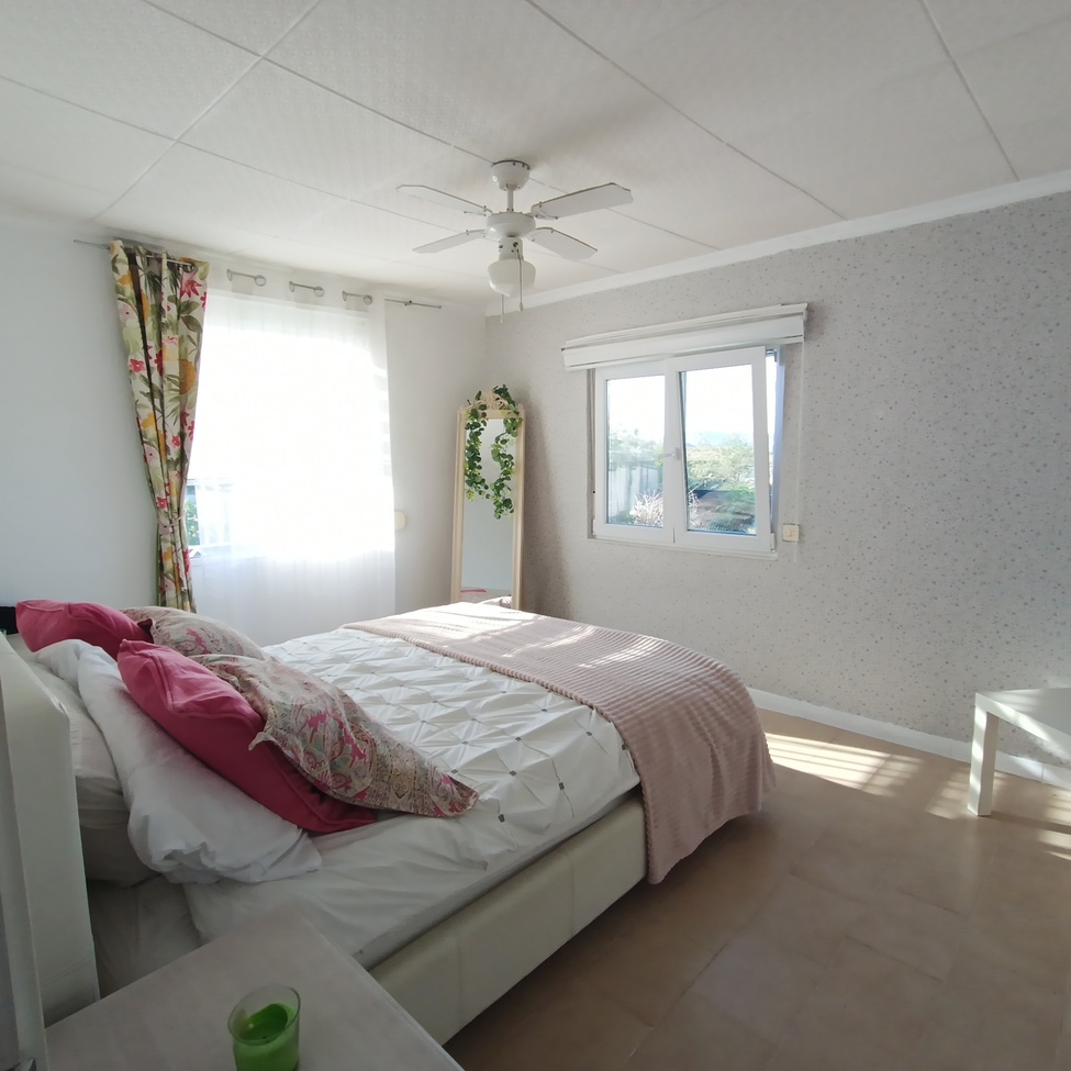 Bathroom in villa for sale in Canadas De San Pedro