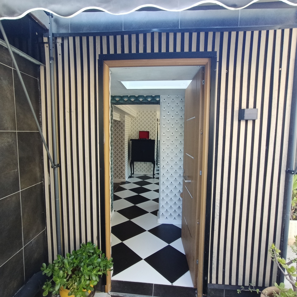 Bedroom in villa for sale in Canadas De San Pedro