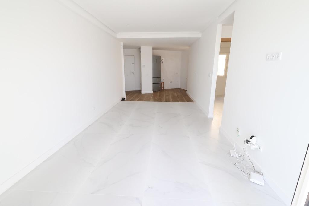 Orihuela Costa 两卧顶层公寓——海景生活的完美典范