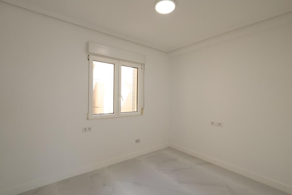 Garden in penthouse for sale in Orihuela Costa