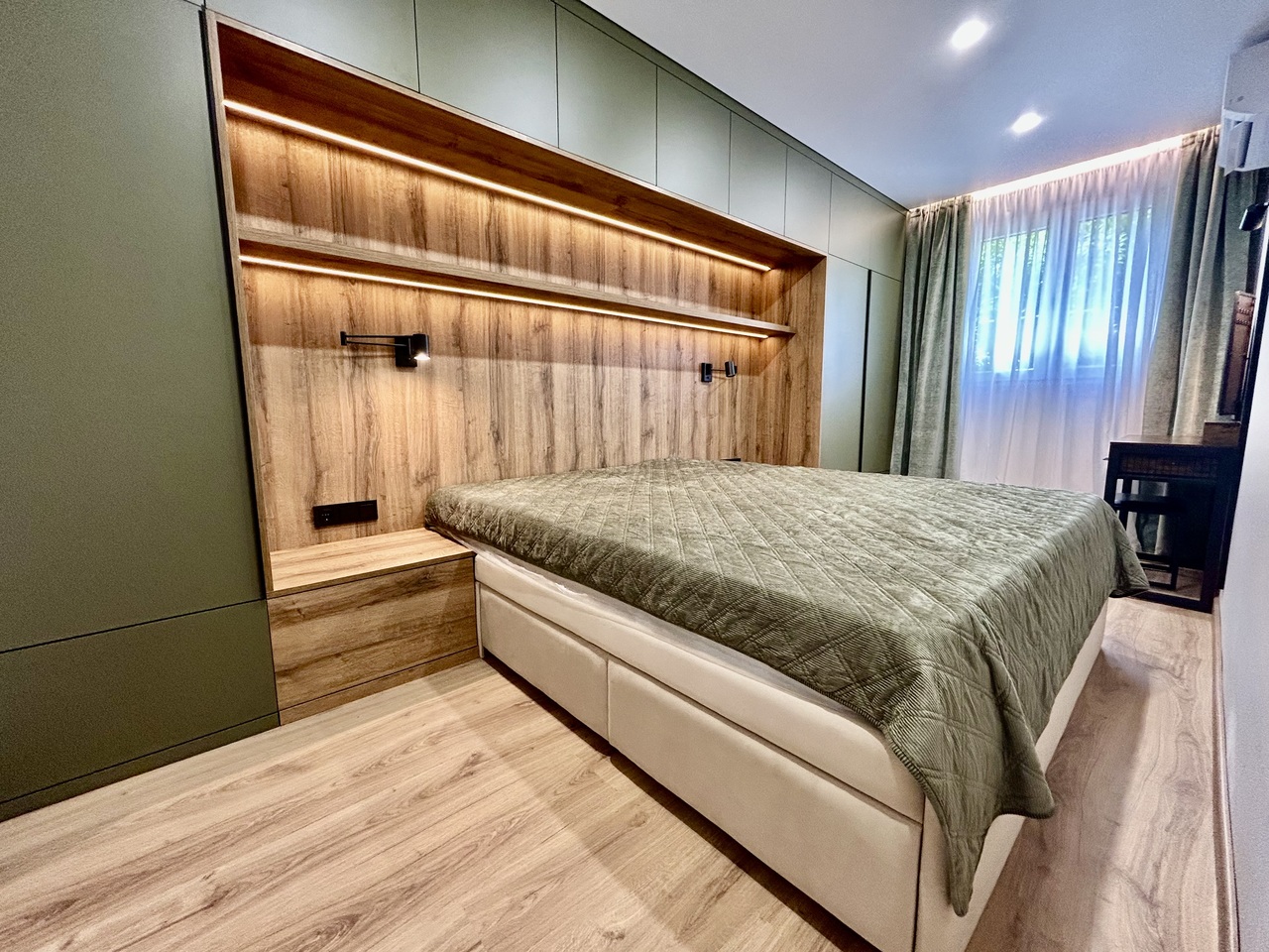 Bedroom in apartment for sale in Torrevieja