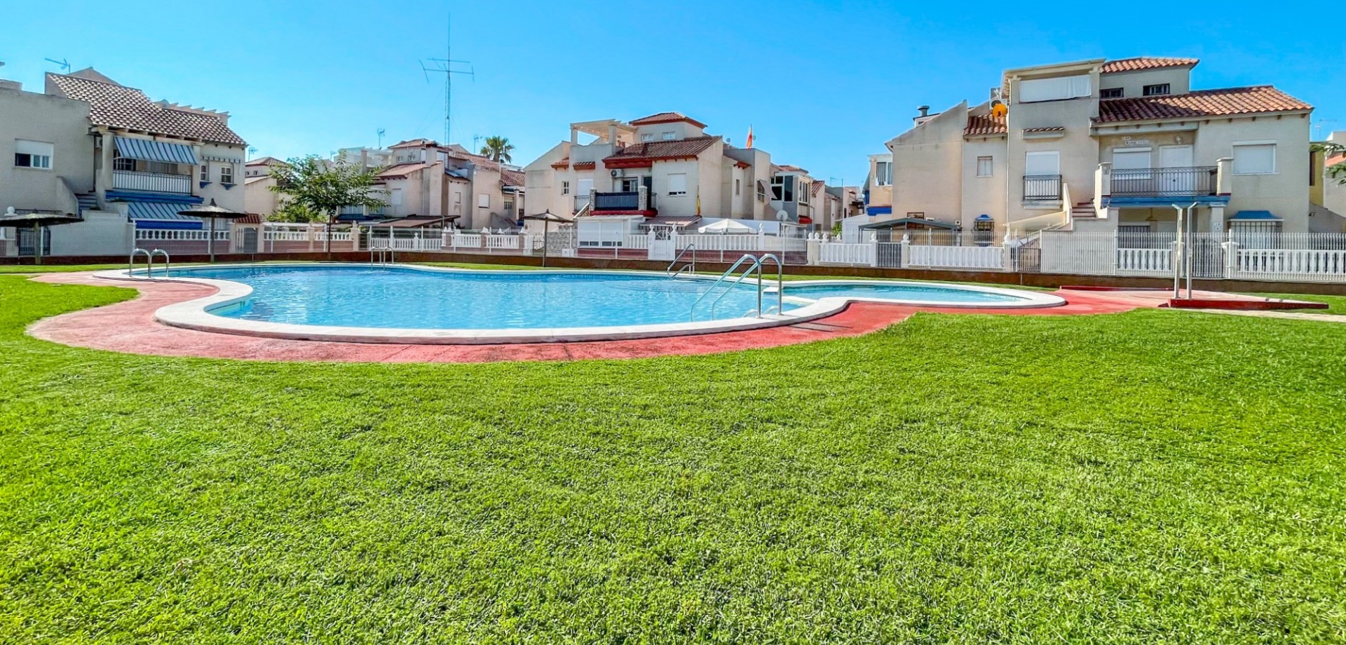 Charmerende Bungalow i Playa Flamenca