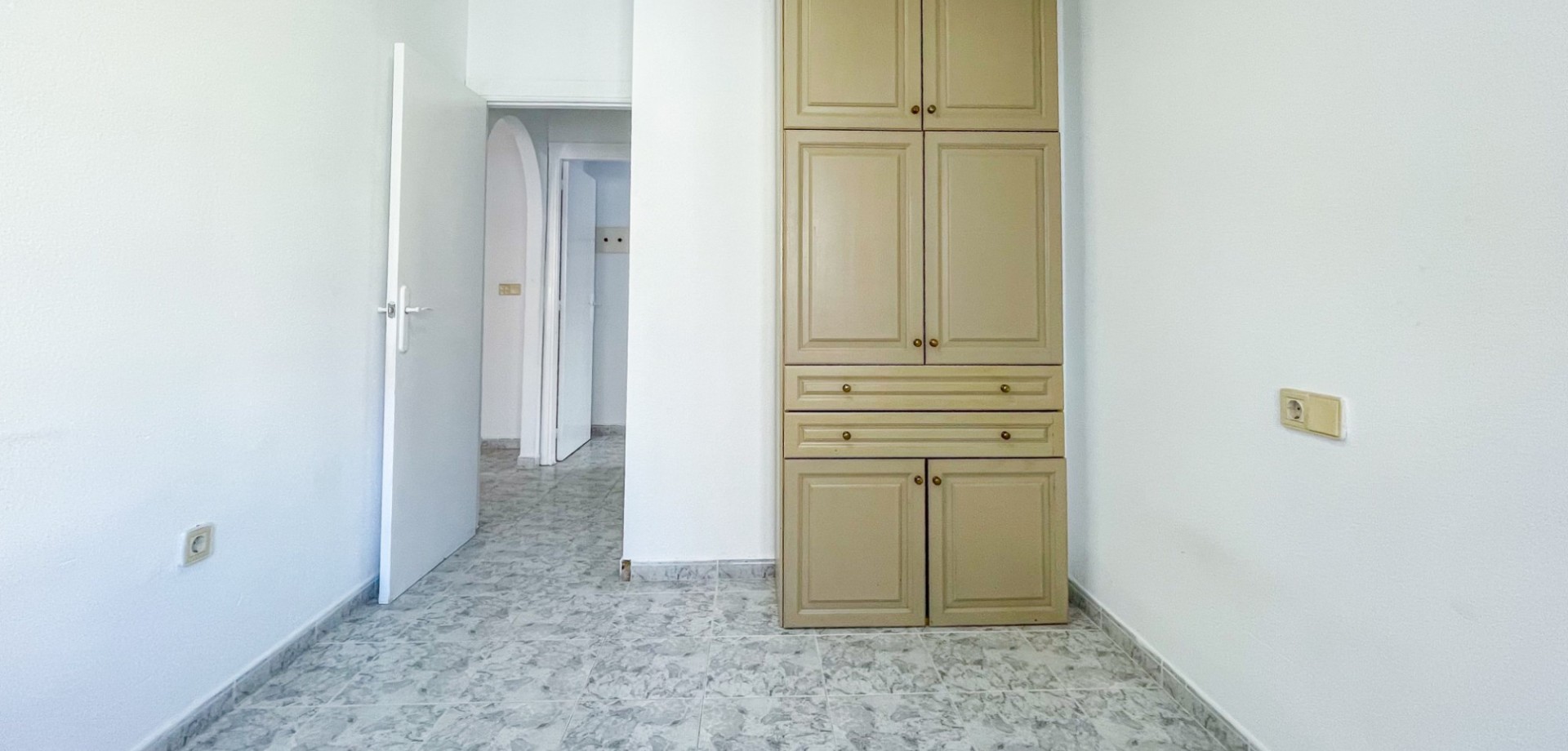 Master bedroom in bungalow for sale in Orihuela Costa