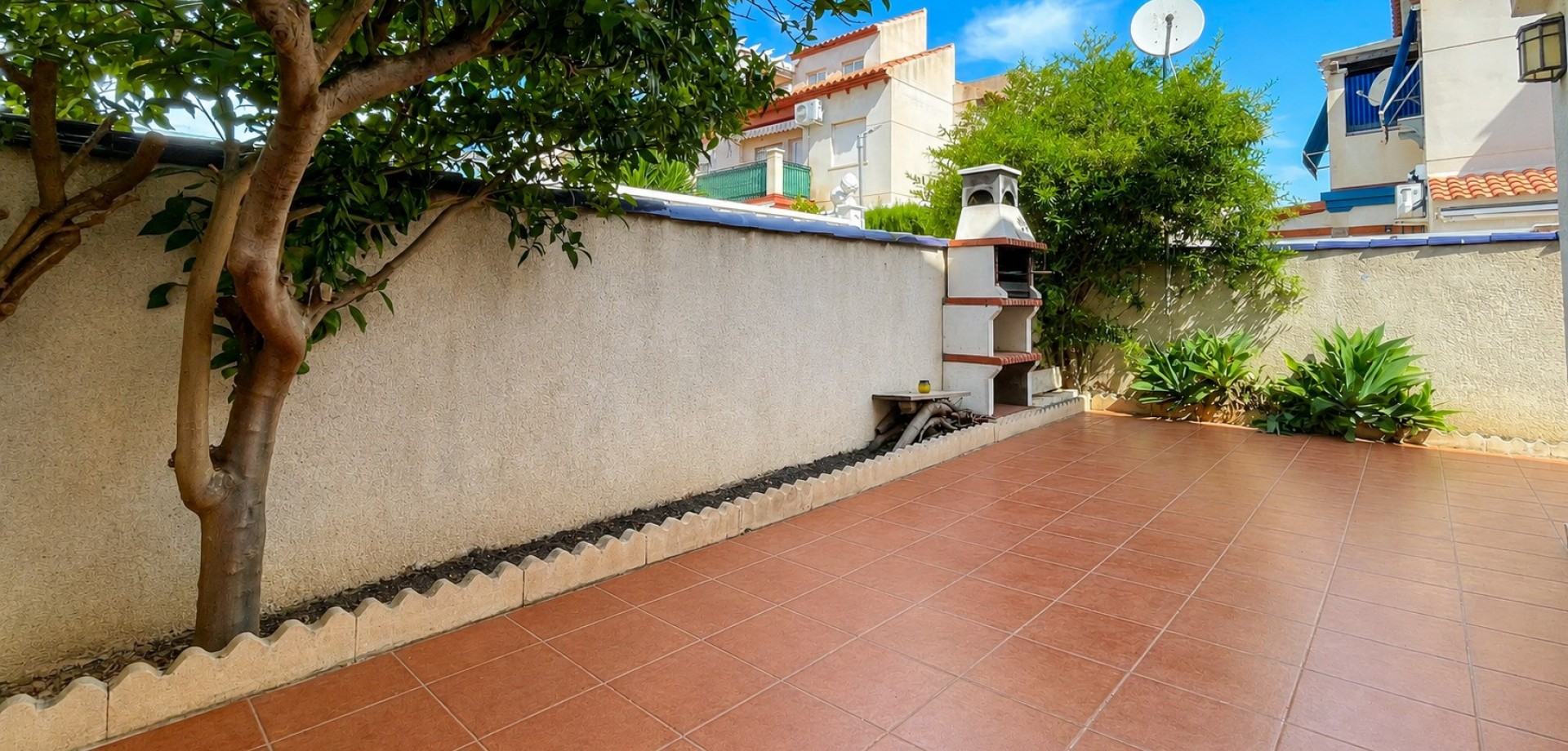 Dining area in bungalow for sale in Orihuela Costa