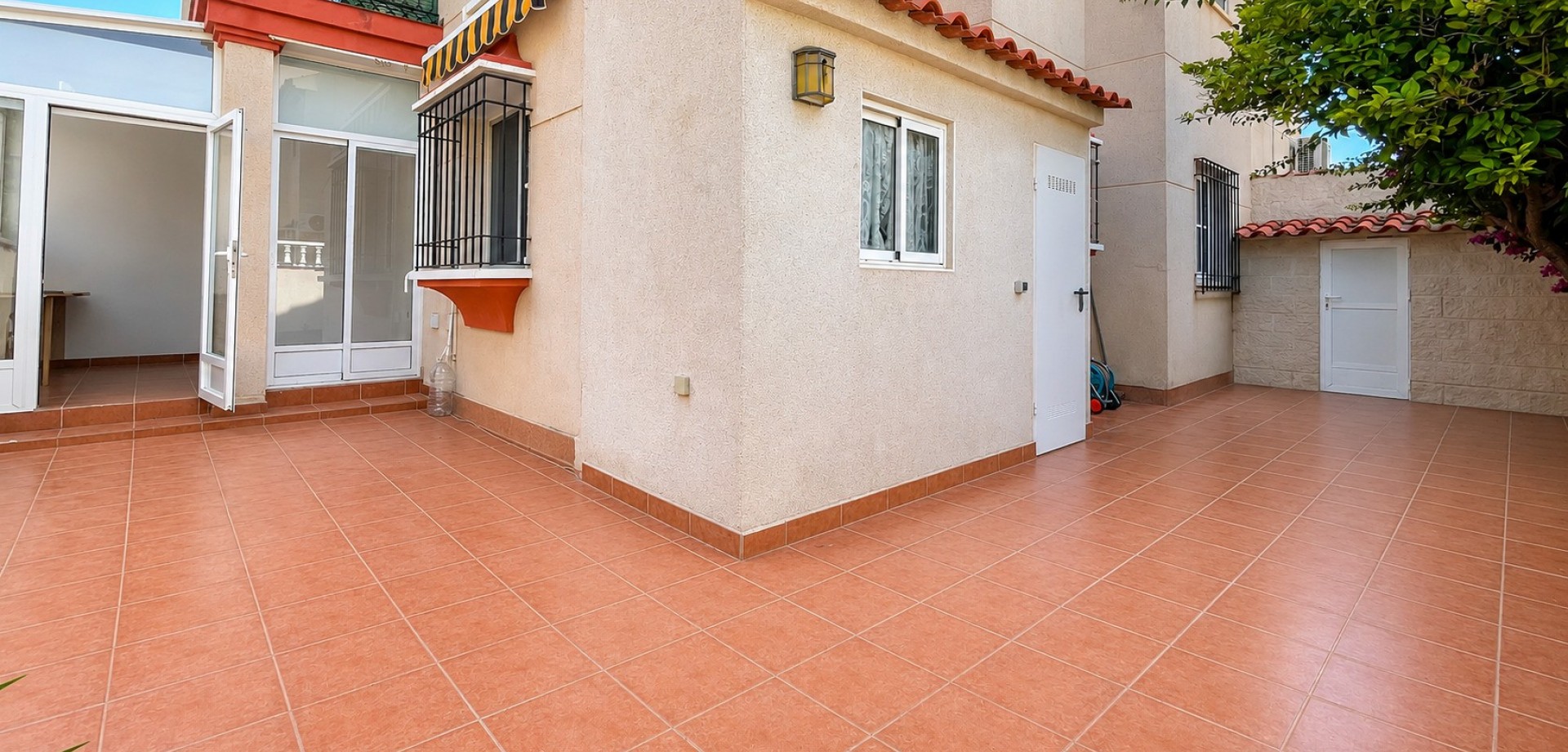 Charmerende Bungalow i Playa Flamenca