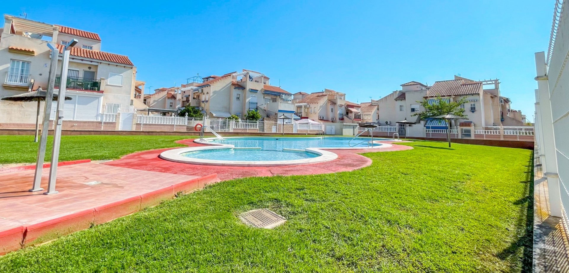 Exterior view in bungalow for sale in Orihuela Costa