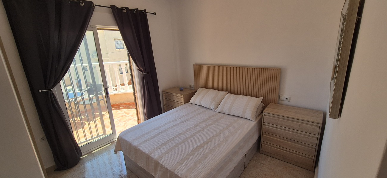 Terrace in villa for sale in Villamartin