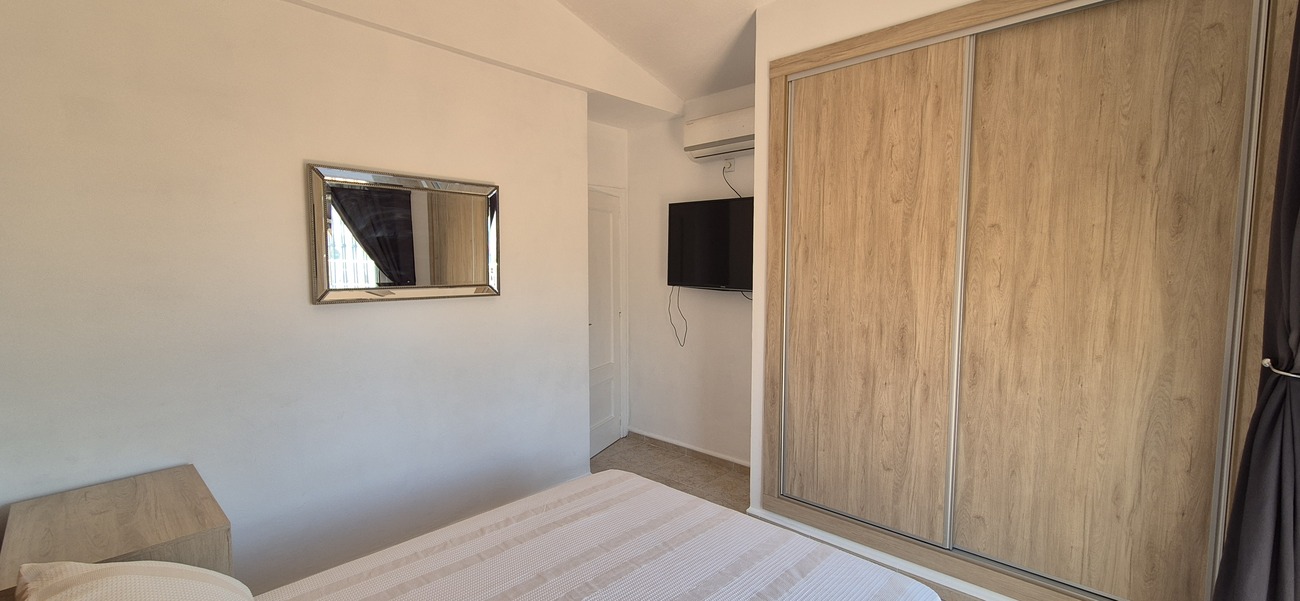 Dining area in villa for sale in Villamartin
