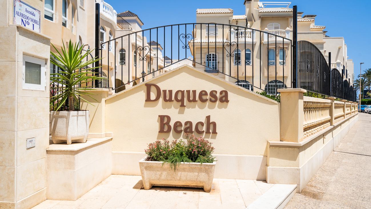 Bathroom in apartment for sale in Torrevieja