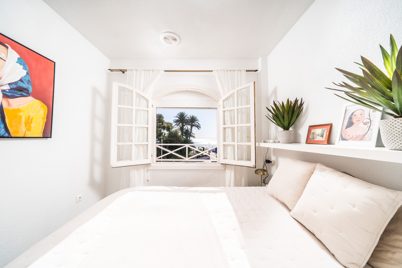 Bedroom in apartment for sale in Torrevieja