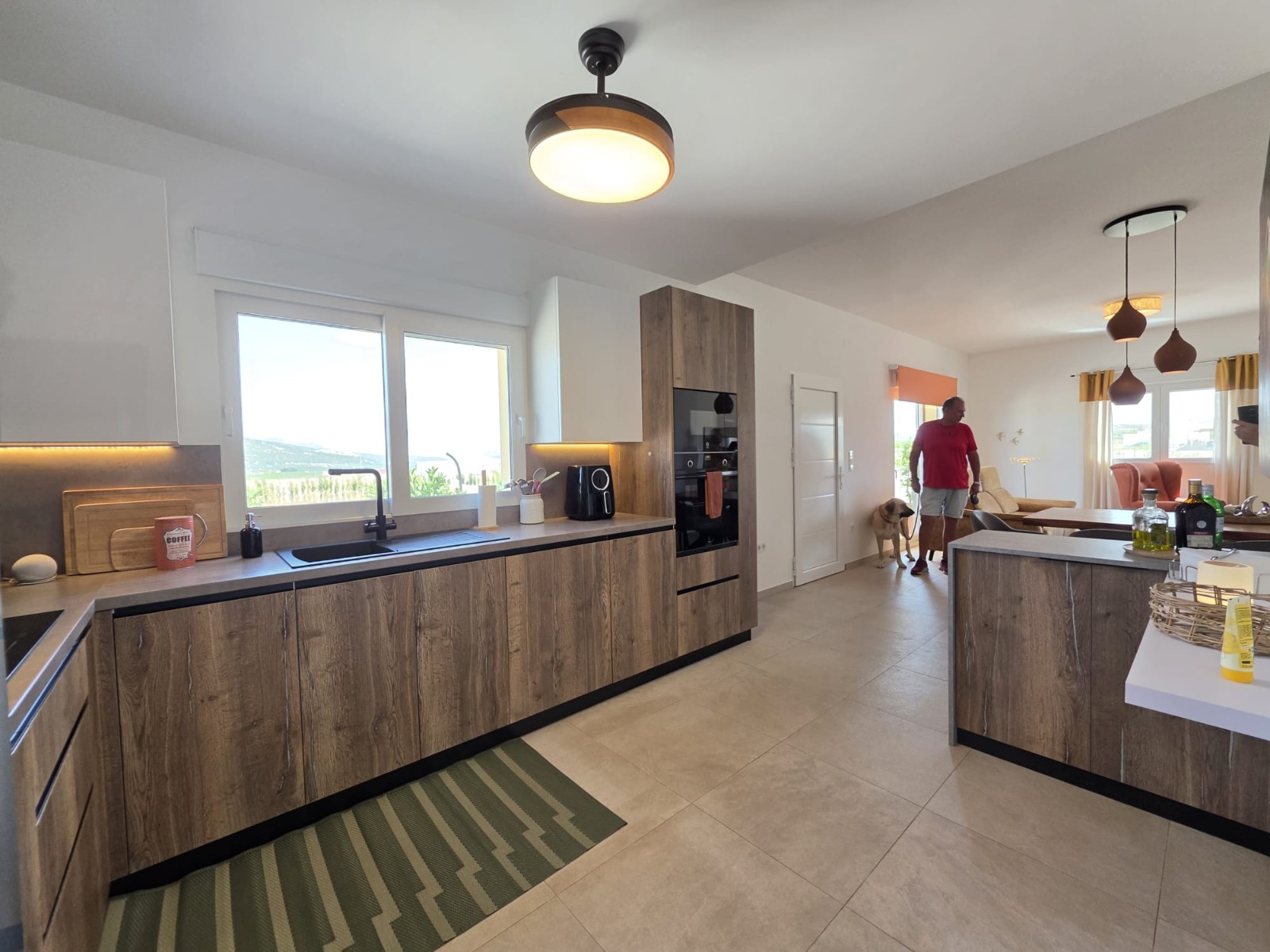 Dining area in villa for sale in Pinoso
