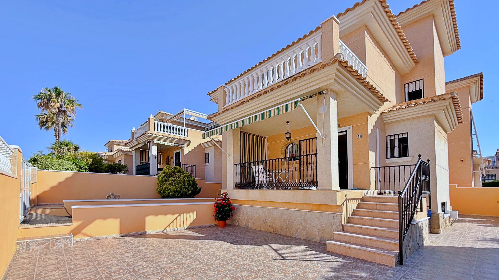 Πολυτελής Βίλα στην Orihuela Costa