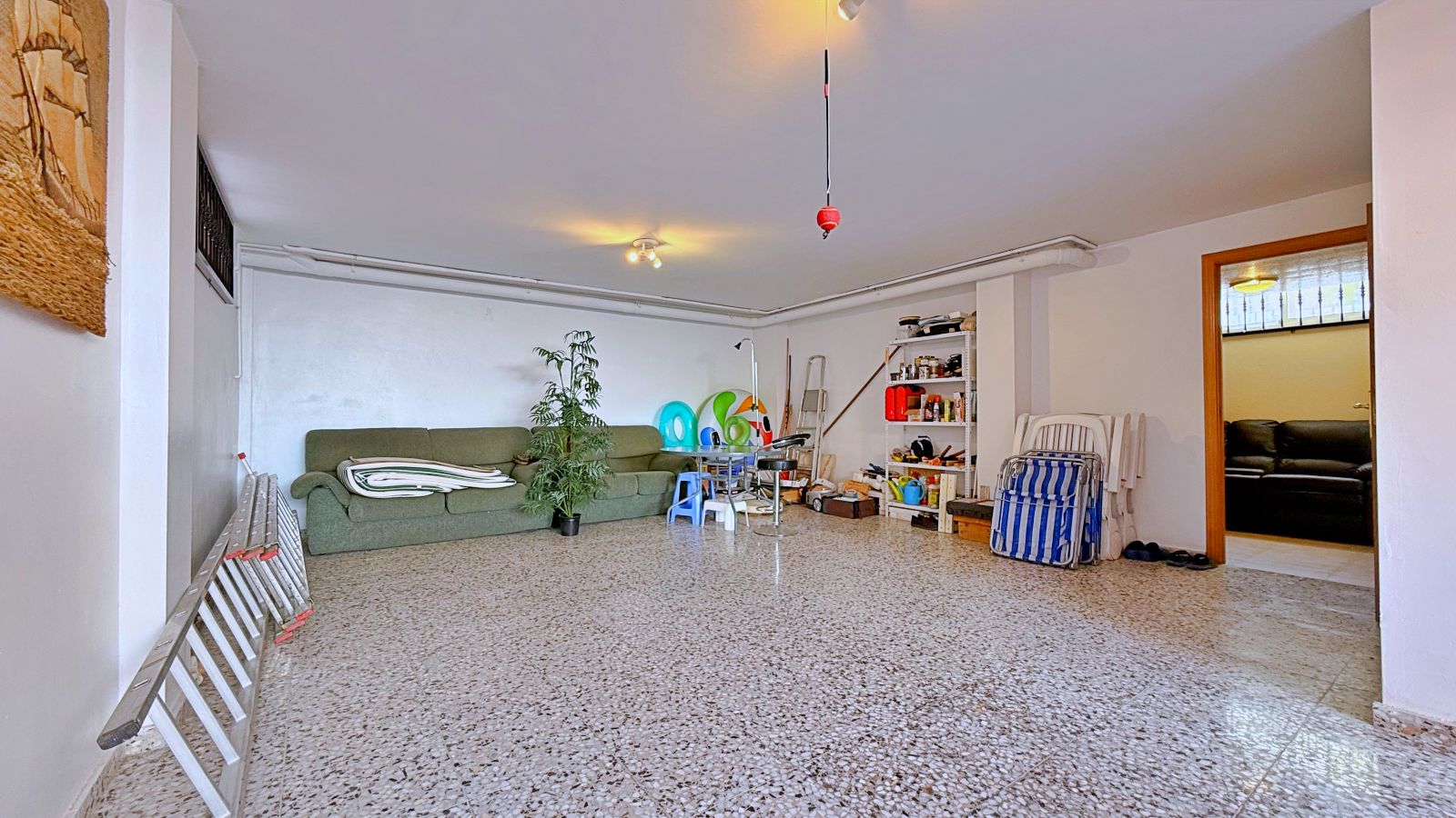 Terrace in villa for sale in Orihuela