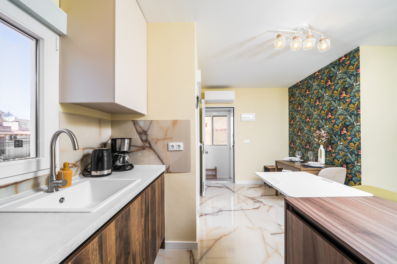 Master bedroom in apartment for sale in Torrevieja