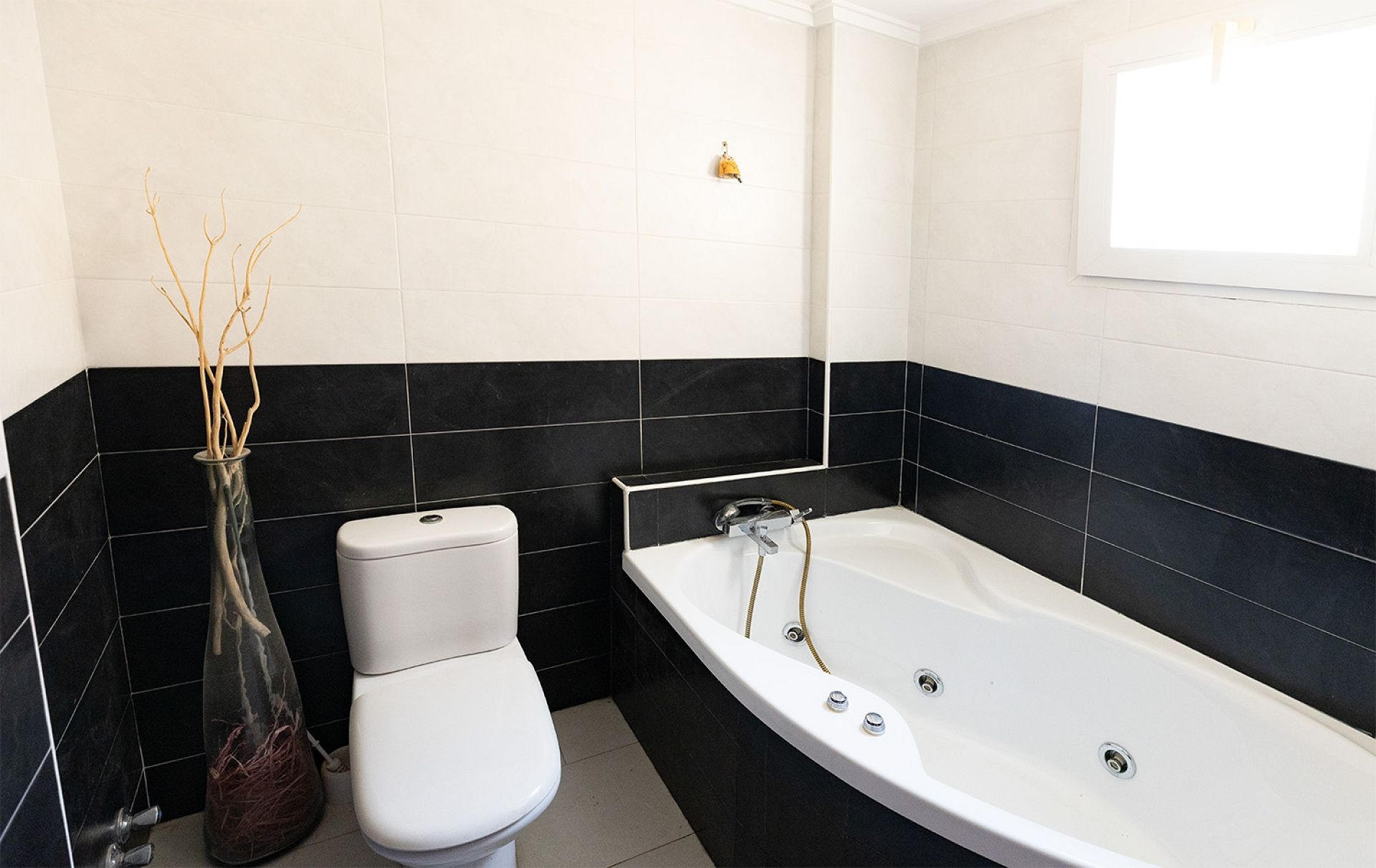 Bedroom in duplex for sale in Torrevieja
