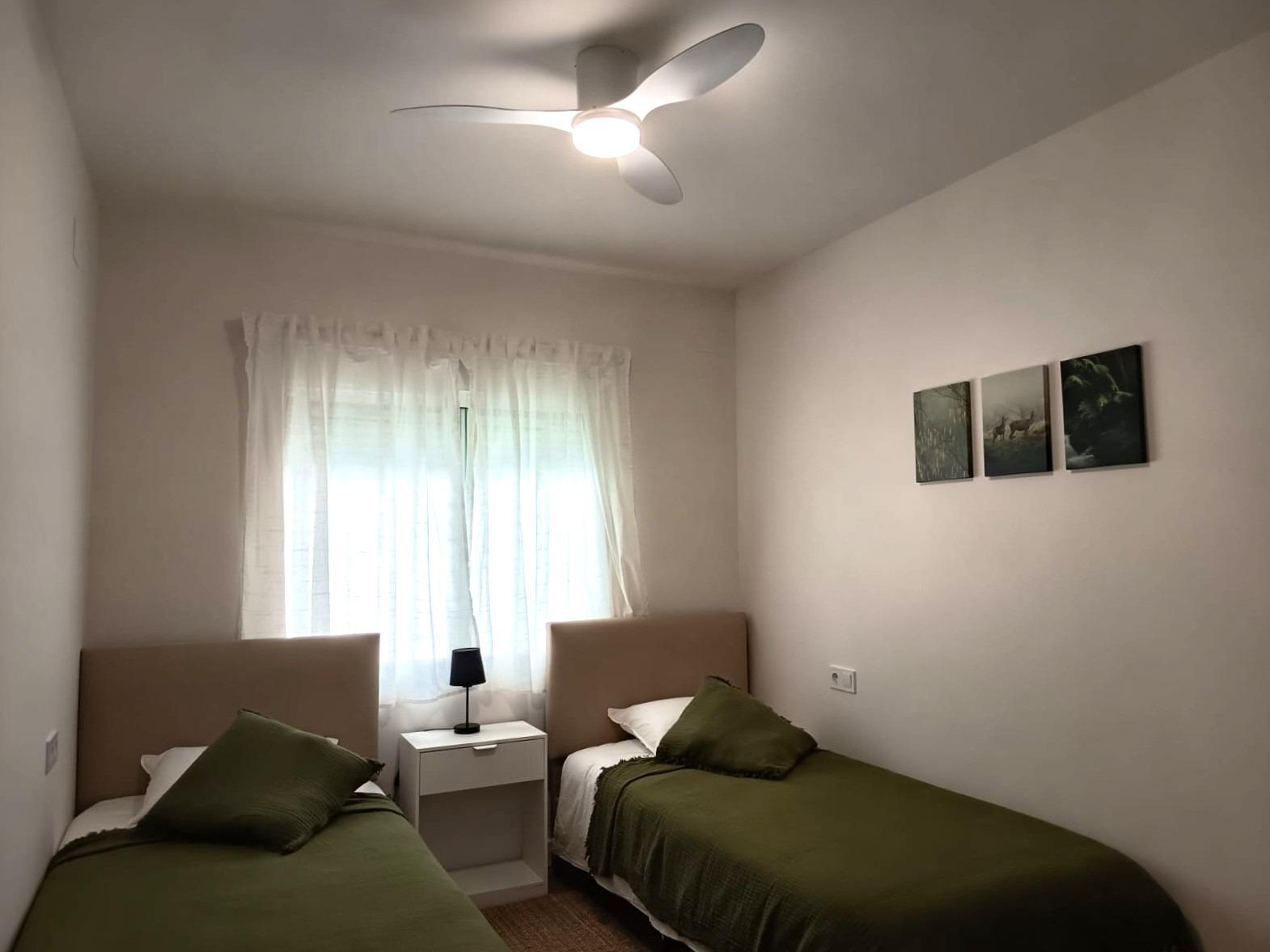 Garden in bungalow for sale in Orihuela Costa