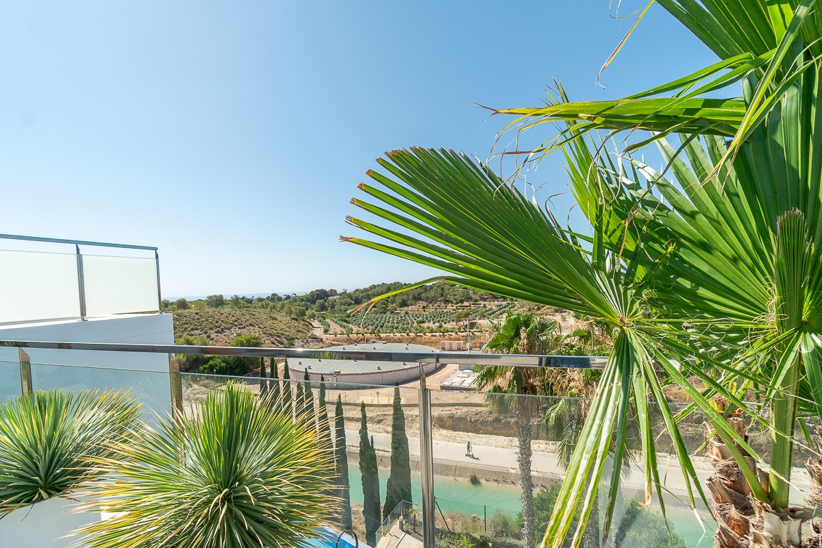 Bedroom in penthouse for sale in Villamartin