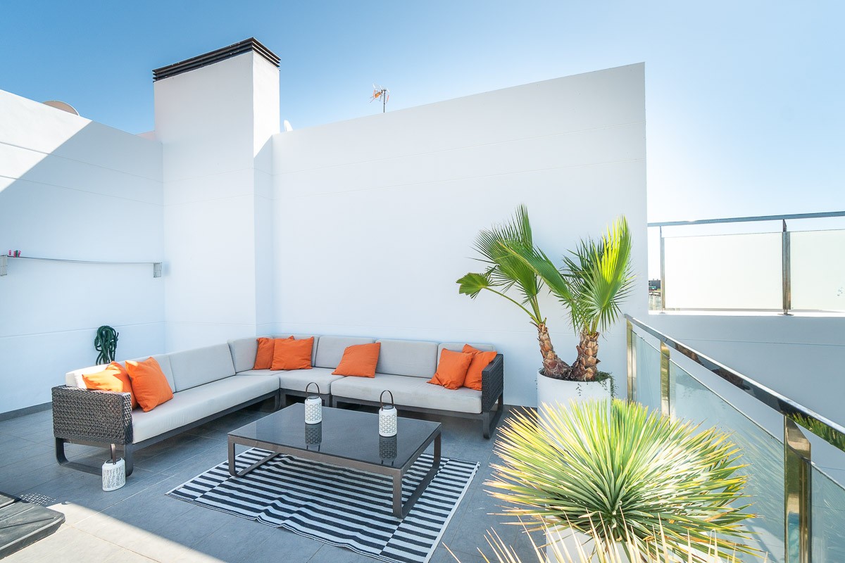Exterior view in penthouse for sale in Villamartin