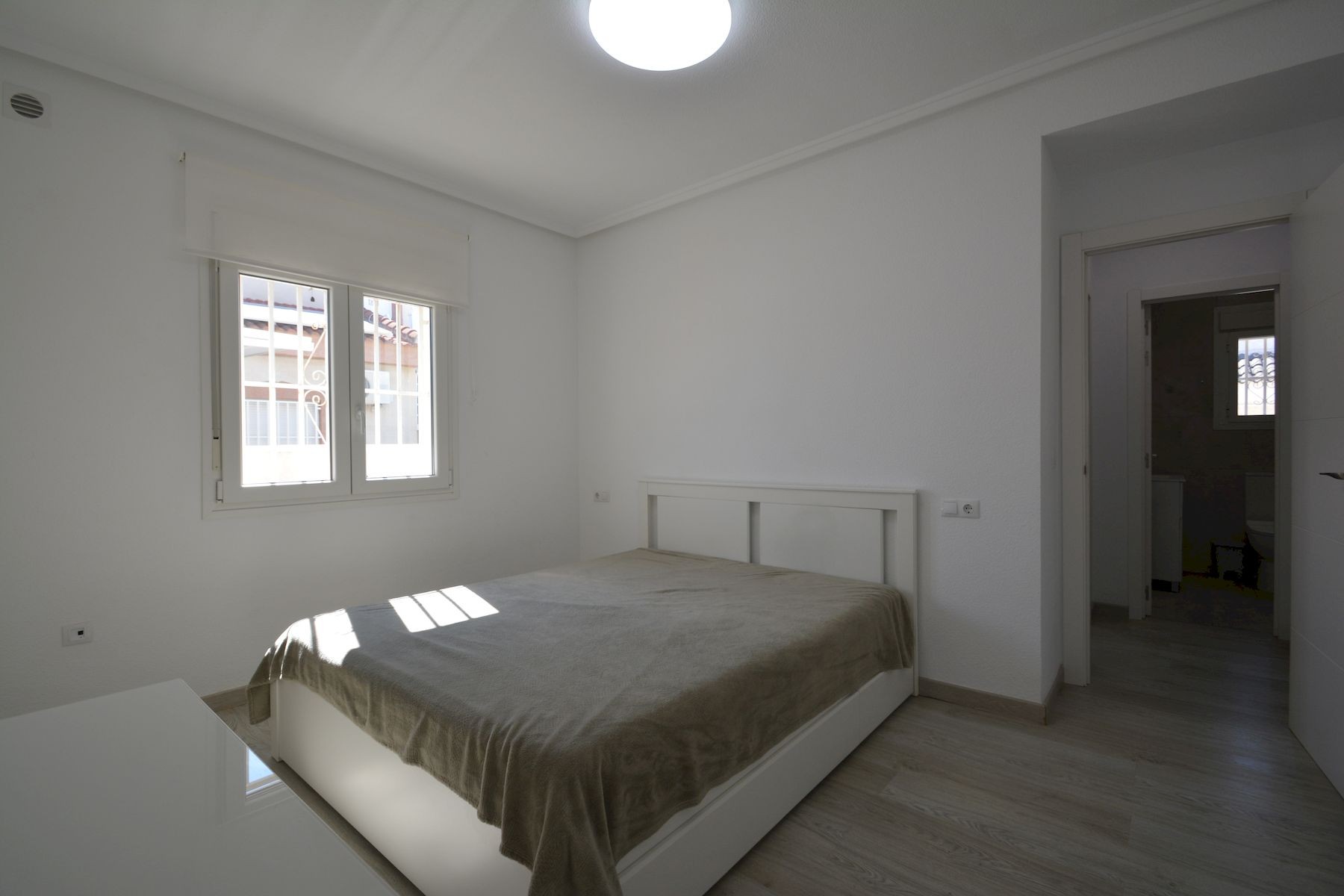 Master bedroom in villa for sale in Ciudad Quesada